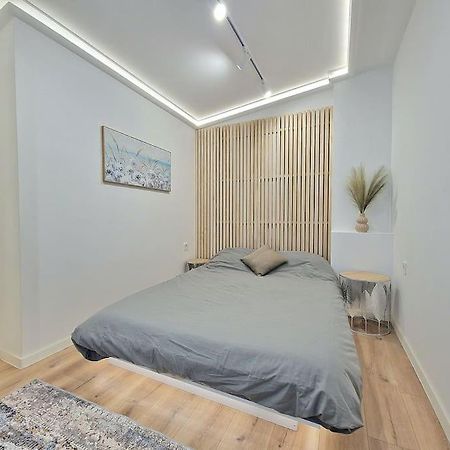 Luxury Apartment. 75 Inches Tv Варна Екстериор снимка