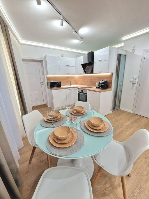 Luxury Apartment. 75 Inches Tv Варна Екстериор снимка